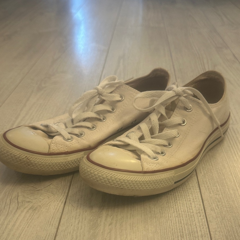 Converse Low-Top Sneakers in Off-White Cream